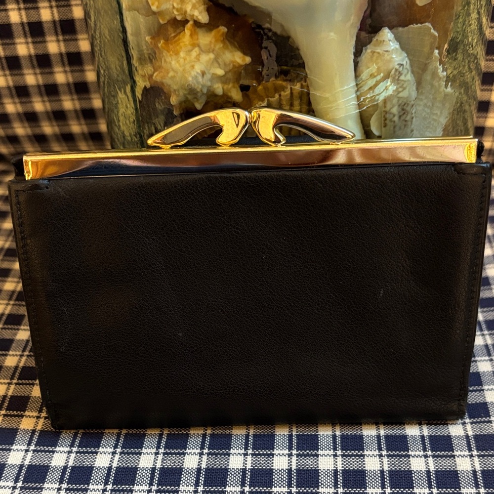 Jordan Marsh vintage black Leather wallet with Gold Clasp